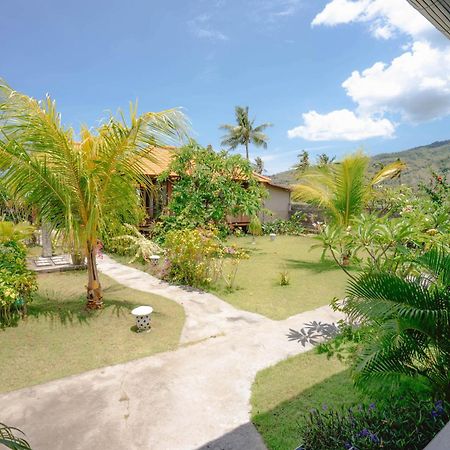 Villa Damar Sanjaya Uttama à Amed Extérieur photo